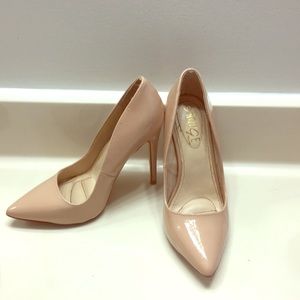 Rouge Helium Nude Heels